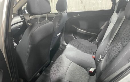 Hyundai Solaris II рестайлинг, 2015 год, 550 000 рублей, 8 фотография