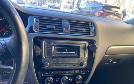 Volkswagen Jetta VI, 2016 год, 1 290 000 рублей, 11 фотография