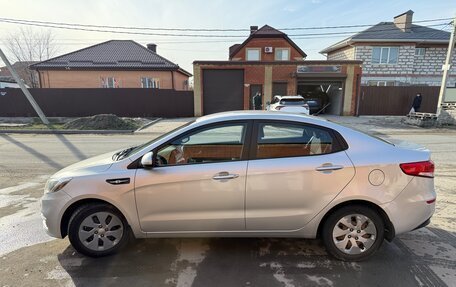 KIA Rio III рестайлинг, 2015 год, 950 000 рублей, 2 фотография