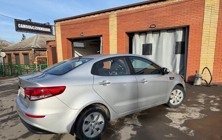 KIA Rio III рестайлинг, 2015 год, 950 000 рублей, 3 фотография