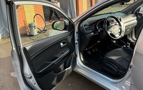 KIA Rio III рестайлинг, 2015 год, 950 000 рублей, 11 фотография