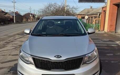 KIA Rio III рестайлинг, 2015 год, 950 000 рублей, 4 фотография