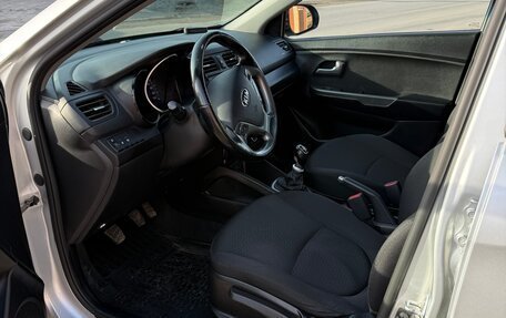 KIA Rio III рестайлинг, 2015 год, 950 000 рублей, 18 фотография