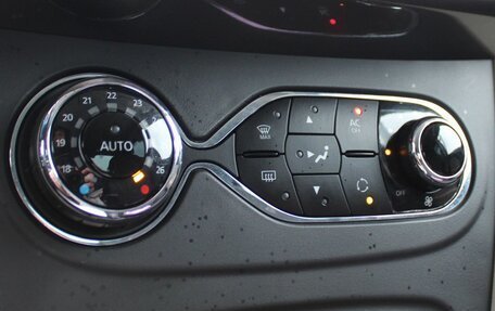 Renault Logan II, 2014 год, 649 000 рублей, 14 фотография