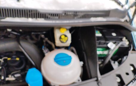 Volkswagen Caravelle T6 рестайлинг, 2018 год, 3 500 000 рублей, 12 фотография