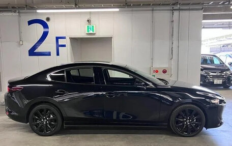 Mazda 3, 2022 год, 1 100 000 рублей, 3 фотография