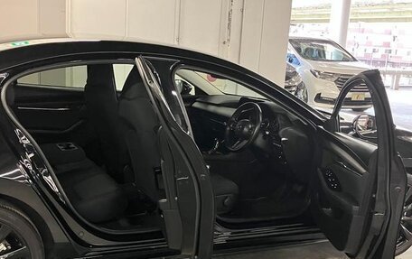 Mazda 3, 2022 год, 1 100 000 рублей, 10 фотография