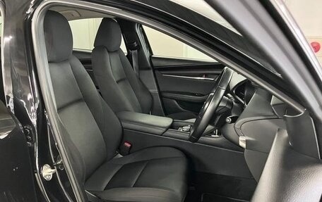 Mazda 3, 2022 год, 1 100 000 рублей, 8 фотография