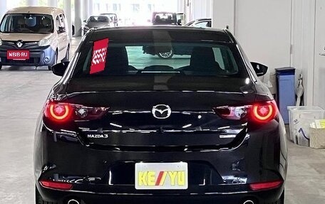 Mazda 3, 2022 год, 1 100 000 рублей, 5 фотография