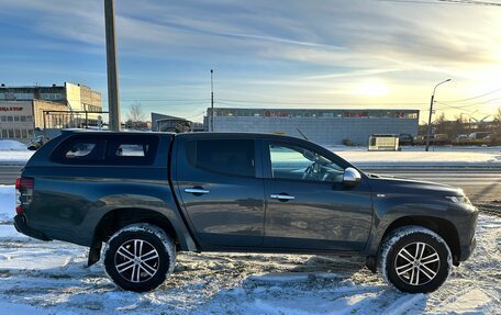 Mitsubishi L200 IV рестайлинг, 2021 год, 2 690 000 рублей, 4 фотография