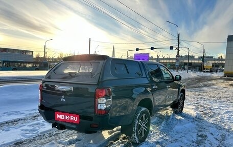 Mitsubishi L200 IV рестайлинг, 2021 год, 2 690 000 рублей, 5 фотография