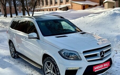 Mercedes-Benz GL-Класс, 2015 год, 4 490 000 рублей, 5 фотография