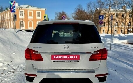 Mercedes-Benz GL-Класс, 2015 год, 4 490 000 рублей, 8 фотография