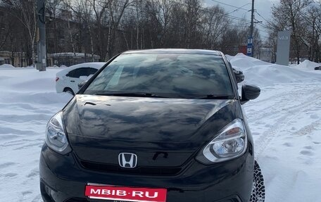 Honda Fit, 2021 год, 1 295 000 рублей, 2 фотография