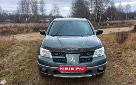 Mitsubishi Outlander III рестайлинг 3, 2005 год, 825 000 рублей, 13 фотография