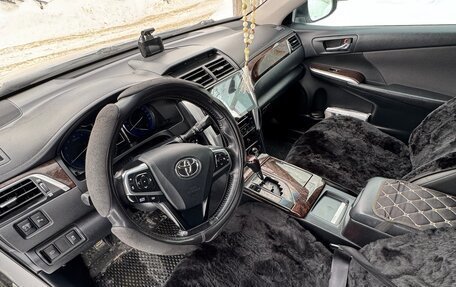 Toyota Camry, 2015 год, 1 850 000 рублей, 9 фотография