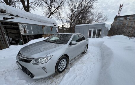 Toyota Camry, 2015 год, 1 850 000 рублей, 12 фотография