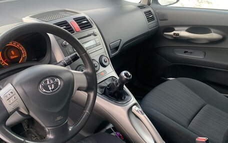 Toyota Auris II, 2008 год, 750 000 рублей, 5 фотография