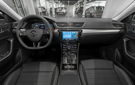 Skoda Superb III рестайлинг, 2025 год, 3 400 000 рублей, 8 фотография