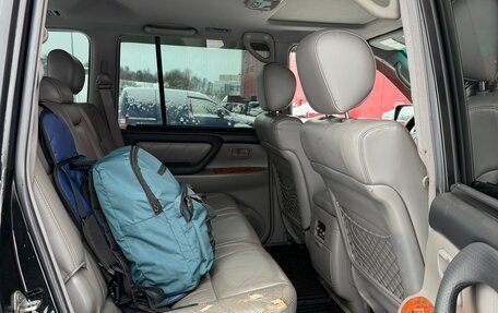 Toyota Land Cruiser 100 рестайлинг 2, 2005 год, 1 699 999 рублей, 20 фотография