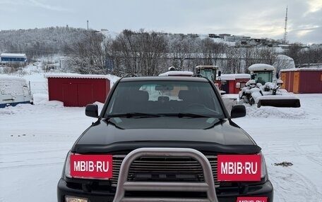 Toyota Land Cruiser 100 рестайлинг 2, 2005 год, 1 699 999 рублей, 15 фотография