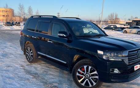 Toyota Land Cruiser 200, 2018 год, 7 400 000 рублей, 4 фотография