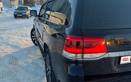 Toyota Land Cruiser 200, 2018 год, 7 400 000 рублей, 7 фотография