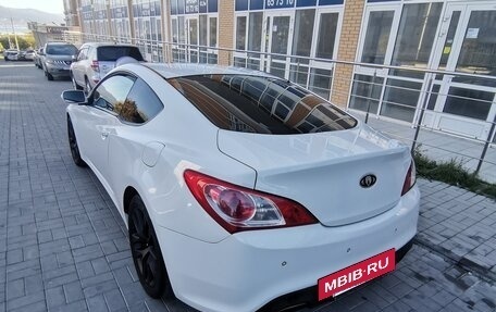 Hyundai Genesis Coupe I рестайлинг, 2011 год, 1 150 000 рублей, 3 фотография