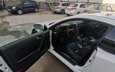 Hyundai Genesis Coupe I рестайлинг, 2011 год, 1 150 000 рублей, 13 фотография