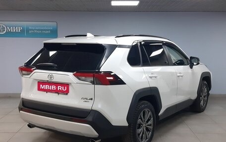 Toyota RAV4, 2023 год, 3 783 000 рублей, 5 фотография