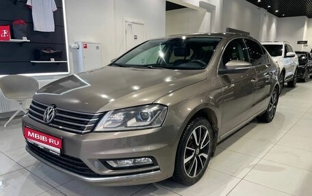 Volkswagen Passat B7, 2011 год, 1 020 000 рублей, 1 фотография