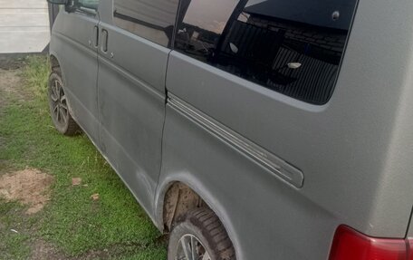 Mazda Bongo Friendee i рестайлинг, 2003 год, 550 000 рублей, 4 фотография