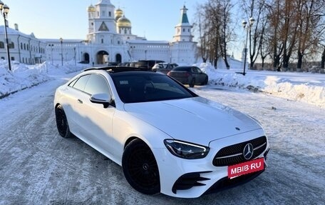 Mercedes-Benz E-Класс, 2021 год, 5 400 000 рублей, 1 фотография