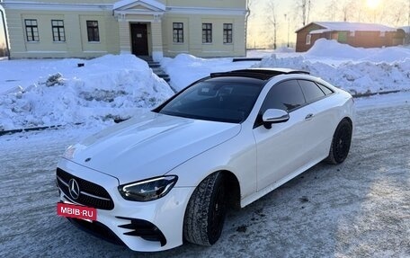 Mercedes-Benz E-Класс, 2021 год, 5 400 000 рублей, 8 фотография