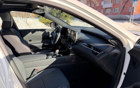 Lexus RX IV рестайлинг, 2025 год, 7 330 000 рублей, 10 фотография