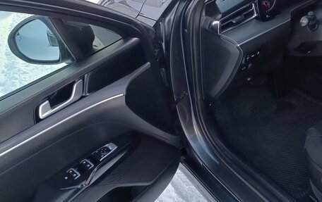 KIA K5, 2021 год, 2 200 000 рублей, 10 фотография