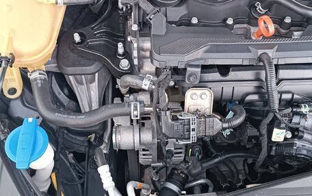 KIA K5, 2021 год, 2 200 000 рублей, 15 фотография