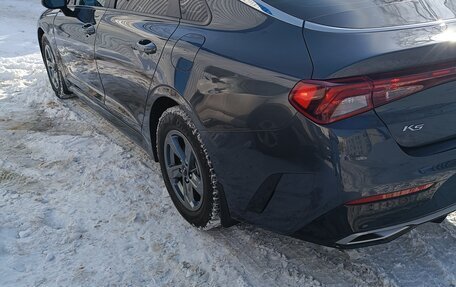 KIA K5, 2021 год, 2 200 000 рублей, 21 фотография