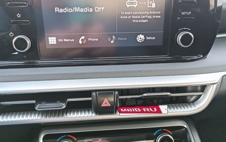 KIA K5, 2021 год, 2 200 000 рублей, 13 фотография