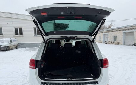 Volkswagen Touareg III, 2013 год, 1 990 000 рублей, 9 фотография