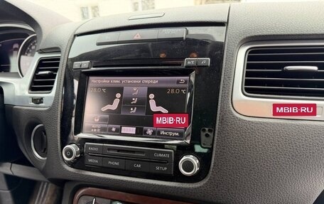 Volkswagen Touareg III, 2013 год, 1 990 000 рублей, 10 фотография