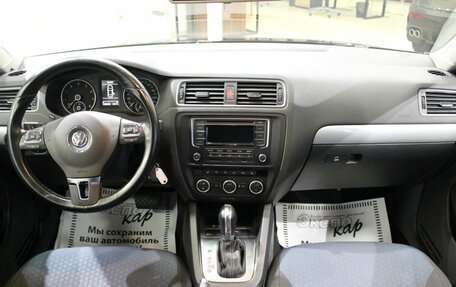 Volkswagen Jetta VI, 2013 год, 975 000 рублей, 8 фотография