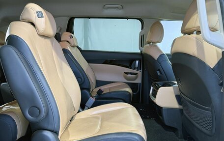 KIA Carnival, 2021 год, 3 999 000 рублей, 12 фотография