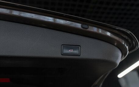 Volkswagen Touareg III, 2012 год, 2 080 000 рублей, 24 фотография