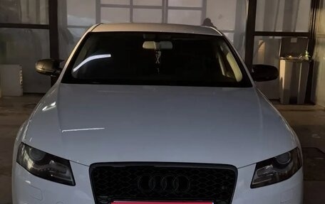 Audi A4, 2011 год, 920 000 рублей, 1 фотография