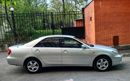 Toyota Camry V40, 2003 год, 695 000 рублей, 2 фотография