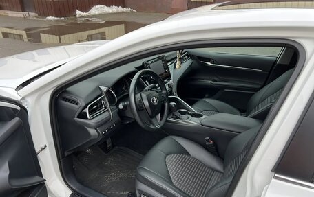 Toyota Camry, 2022 год, 4 050 000 рублей, 6 фотография