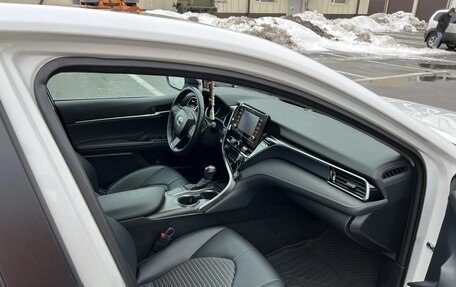 Toyota Camry, 2022 год, 4 050 000 рублей, 5 фотография