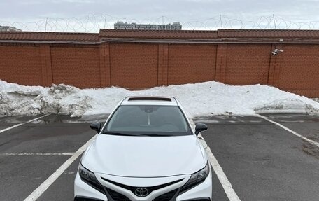 Toyota Camry, 2022 год, 4 050 000 рублей, 8 фотография