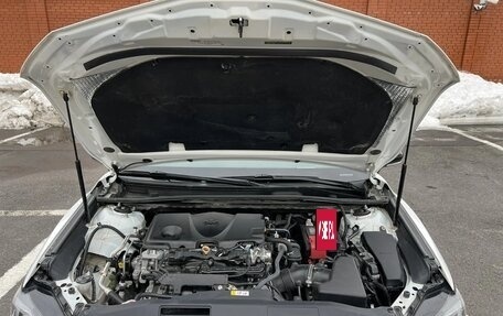 Toyota Camry, 2022 год, 4 050 000 рублей, 10 фотография